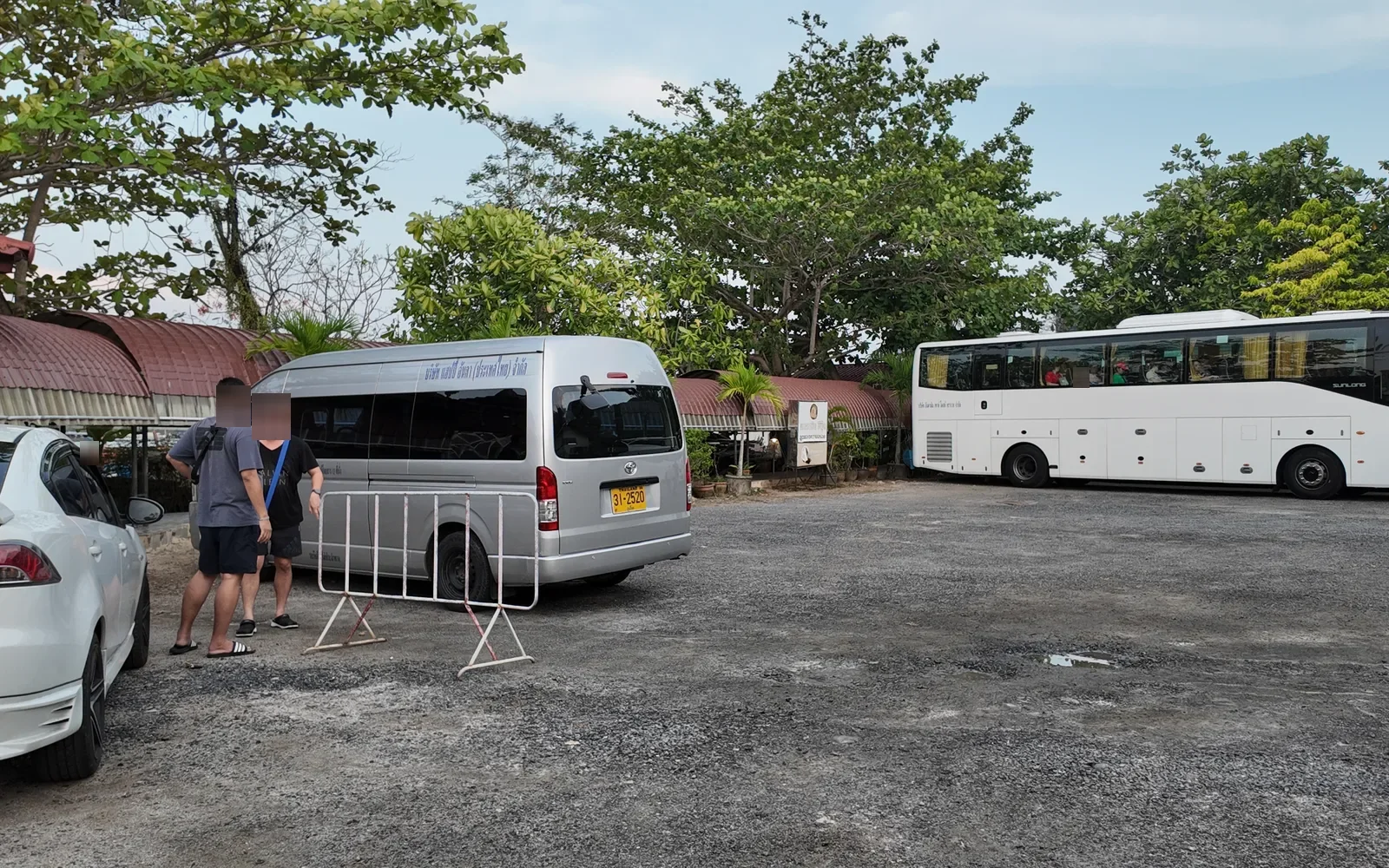 Toyota Commuter 9 Seat VIP gallery